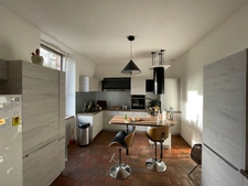 Maison de caractère en pierre, dépendances, accès rivière, 199500€ !