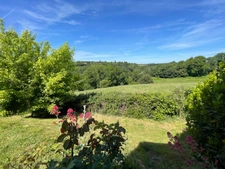 Pavillon avec studio indépendant 178000€ FRESSELINES (23)