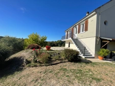 Pavillon avec studio indépendant 178000€ FRESSELINES (23)