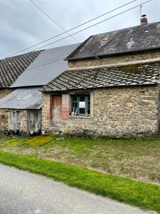 Maison de village avec assainissement aux normes validé !  69000€ à saisir