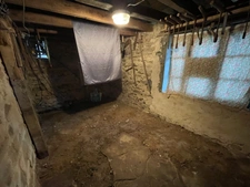 Maison de village avec assainissement aux normes validé !  69000€ à saisir