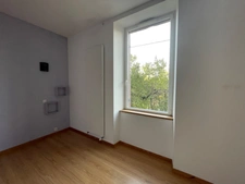 Maison de caractère en pierre, dépendances, accès rivière, 199500€ !