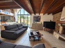 SAINT-LYPHARD. Belle chaumière de caractère de 188m2 sur 2964m2 de terrain