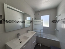 Belle maison de 126m2 avec piscine au calme sur magnifique parcelle arborée de 2645m2