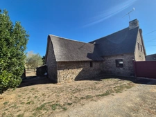 SAINT-LYPHARD. Belle chaumière de caractère de 188m2 sur 2964m2 de terrain