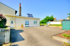 Metzervisse: 4 chambres, jardin, grand parking, grenier aménageable. Grande maison lumineuse.