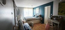 Ensemble immobilier composé d’une magnifique maison en pierre pleine de charme d'environ 120m2 et d’une seconde maison à rénover offrant un beau potentiel d'environ 60m2. SAINT GELAIS (79)
