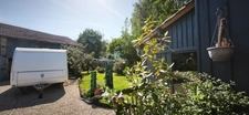 Ensemble immobilier composé d’une magnifique maison en pierre pleine de charme d'environ 120m2 et d’une seconde maison à rénover offrant un beau potentiel d'environ 60m2. SAINT GELAIS (79)