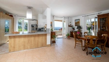 83 Toulon 4chemins/le Baou, Villa 120m2 ( et plus de 35  m2 buanderie, annexe) vue mer calme 6 pieces 1053 m2