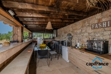 83 Haut Var Régusse Gorge du verdon Magnifique Domaine constitué par un ensemble de prés de 850m² de plancher sur 18000m2