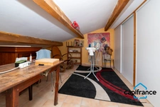 83 Toulon 4 chemins/le Baou, Villa 118m2 ( et plus de 35  m2 buanderie, annexe) vue mer calme 6 pieces 1053 m2