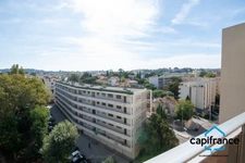 Aiguillon, Toulon, Appartement T3/4 de 85m2 Exposé Sud dernier étage, ascenseur, traversant.