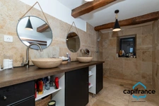 83 Haut Var Régusse Gorge du verdon Magnifique Domaine constitué par un ensemble de prés de 850m² de plancher sur 18000m2