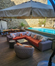 Magnifique Maison de Caractère, Proximité centre ville, calme, sans vis à vis, piscine, garage, annexe sur 462m2 de terrain