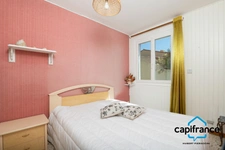 Sanary sur mer / la Guicharde Maison de plain pied non mitoyenne de 116 m2 au sol 4 chambres terrain 645 m2