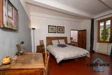 Magnificent Character House, Close to town center, quiet, not overlooked, swimming pool, garage, annex