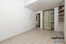 83. Sollies Toucas, maison de 108 m2 sur une parcelle de 338 m2, calme, 4 ch.