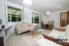 Sanary sur mer / la Guicharde Maison de plain pied non mitoyenne de 116 m2 au sol 4 chambres terrain 645 m2