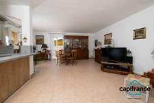 83 Toulon 4 chemins/le Baou, Villa 118m2 ( et plus de 35  m2 buanderie, annexe) vue mer calme 6 pieces 1053 m2