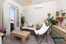 Maison de 165 m2 constituée par 4 appartements sur un terrain de 502 m2 en pleine propriete secteur recherché