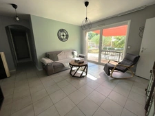 Villa de plain pied,  4 chambres, piscine, terrain 600 m, au calme sans vis à vis