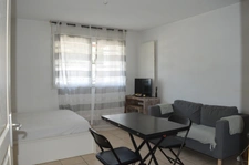  LA SEYNE SUR MER (83) Grand studio à vendre PMR