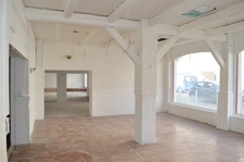 04 Manosque Murs commerciaux à vendre / 350 m2 Centre ville 