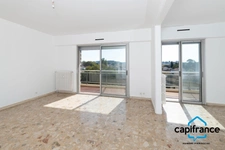 Aiguillon, Toulon, Appartement T3/4 de 85m2 Exposé Sud dernier étage, ascenseur, traversant.