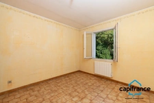 83. Sollies Toucas, maison de 108 m2 sur une parcelle de 338 m2, calme, 4 ch.
