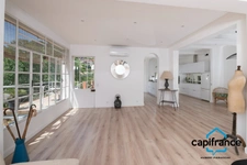 83 Ollioules La Courtine, Maison entierement rénovée avec goût, de 123 m2 (avec un studio) sur 386 m2 stationnement facile