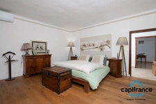 Magnificent Character House, Close to town center, quiet, not overlooked, swimming pool, garage, annex