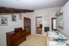 Magnificent Character House, Close to town center, quiet, not overlooked, swimming pool, garage, annex