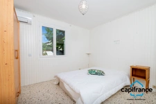Sanary sur mer / la Guicharde Maison de plain pied non mitoyenne de 116 m2 au sol 4 chambres terrain 645 m2