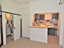 83 Ollioules immeuble de rapport  5 logements 2140 euros net/mois