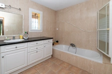 House for sale, 7 rooms, SOLLIES TOUCAS (83)