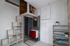 Appartement atypique de 86 m2 avec une terrasse privative de 50 m2 sur les toits 4 chambres, 2 places de parking.