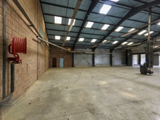 Veynes/Aspres sur Buech/ ZA La Condamine 05140 Local industriel 1000m2/ parcelle de 5000 m2