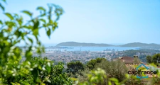 83 Toulon 4chemins/le Baou, Villa 120m2 ( et plus de 35  m2 buanderie, annexe) vue mer calme 6 pieces 1053 m2