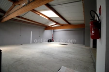 À VENDRE – Très grand PARKING - Centre ville de Bagnères-de-Bigorre 