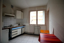 Immeuble à vendre CAPVERN (65)