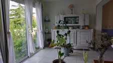 Maison lumineuse avec jardin, quartier calme Bressuire