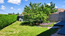 Maison lumineuse avec jardin, quartier calme Bressuire