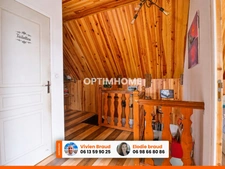À VENDRE – Maison 4 pièces, 3 chambres avec grange, ancienne étable et terrain d’environ 1 hectare à Sauvat (Cantal)