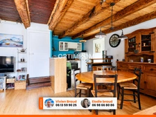 À VENDRE – Maison 4 pièces, 3 chambres avec grange, ancienne étable et terrain d’environ 1 hectare à Sauvat (Cantal)