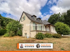 À vendre – Maison familiale de 140 m² – 4 chambres – Ydes (Nord Cantal 15)
