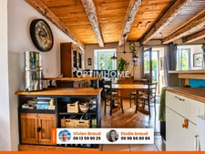 À VENDRE – Maison 4 pièces, 3 chambres avec grange, ancienne étable et terrain d’environ 1 hectare à Sauvat (Cantal)