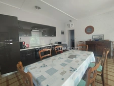 Ensemble immobilier avec bar-restaurant, gîtes et piscine – fort potentiel touristique Proche de DINAN (22)