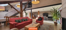 Mazeley ferme rénovée esprit loft 