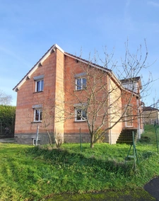 Escles Maison familiale 6 chambres gros volumes
