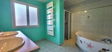 Escles Maison familiale 6 chambres gros volumes